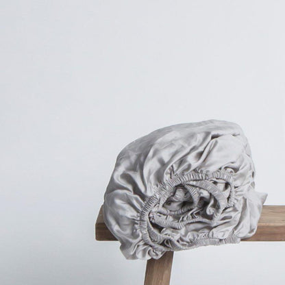 Spannbettlaken TENCEL™ Satin - atmungsaktiv & seidig weich (Taupe)
