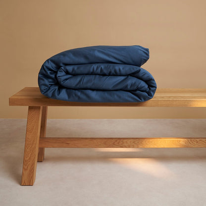 Luxuriöse TENCEL™ Lyocell Satin Bettwäsche - seidig-weich & atmungsaktiv (Dunkelblau)