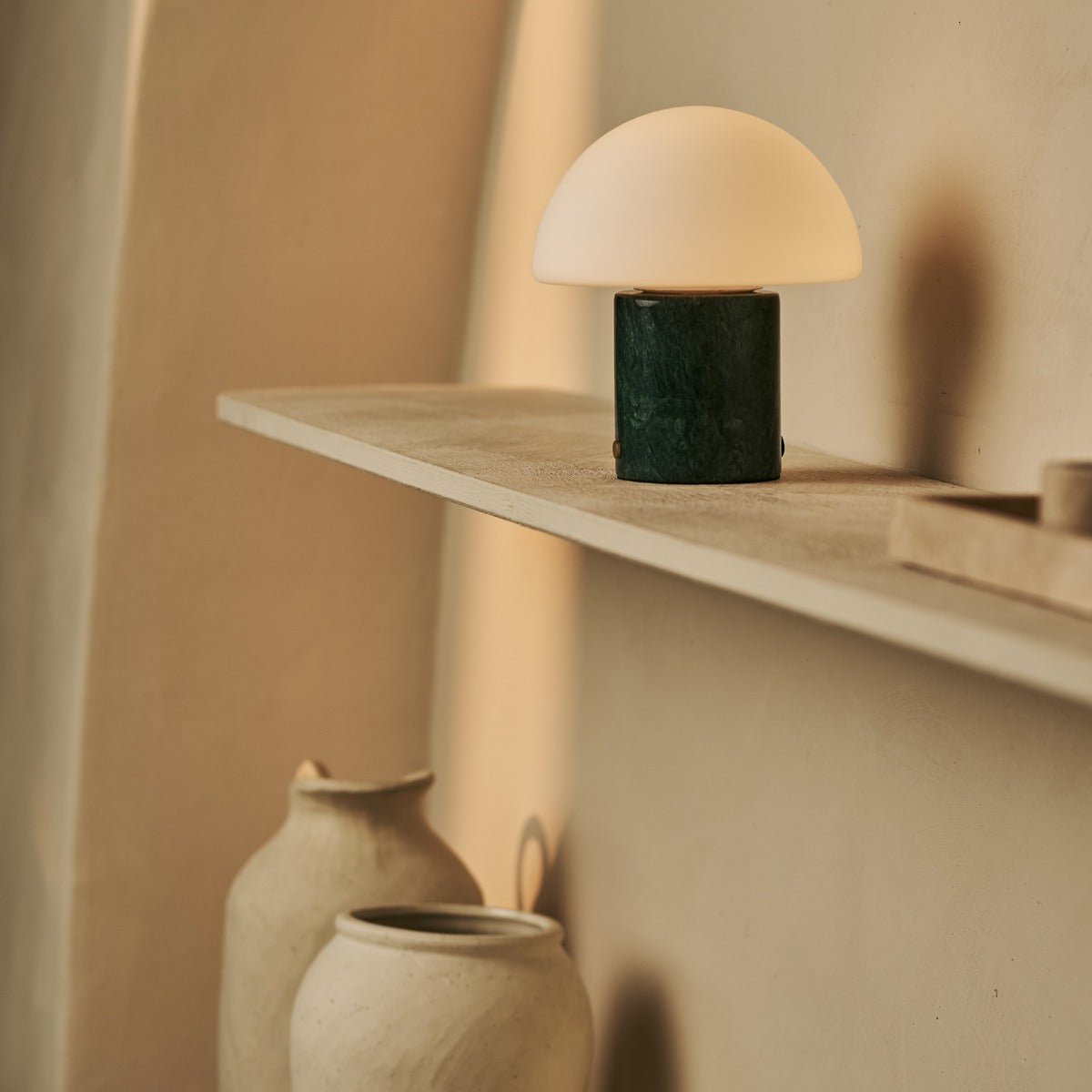 Marmor Lampe - Einzigartige wiederaufladbare Lampe mit 3 Lichtfarben und Dimmfunktion (Maris Green / Verde Alpi)