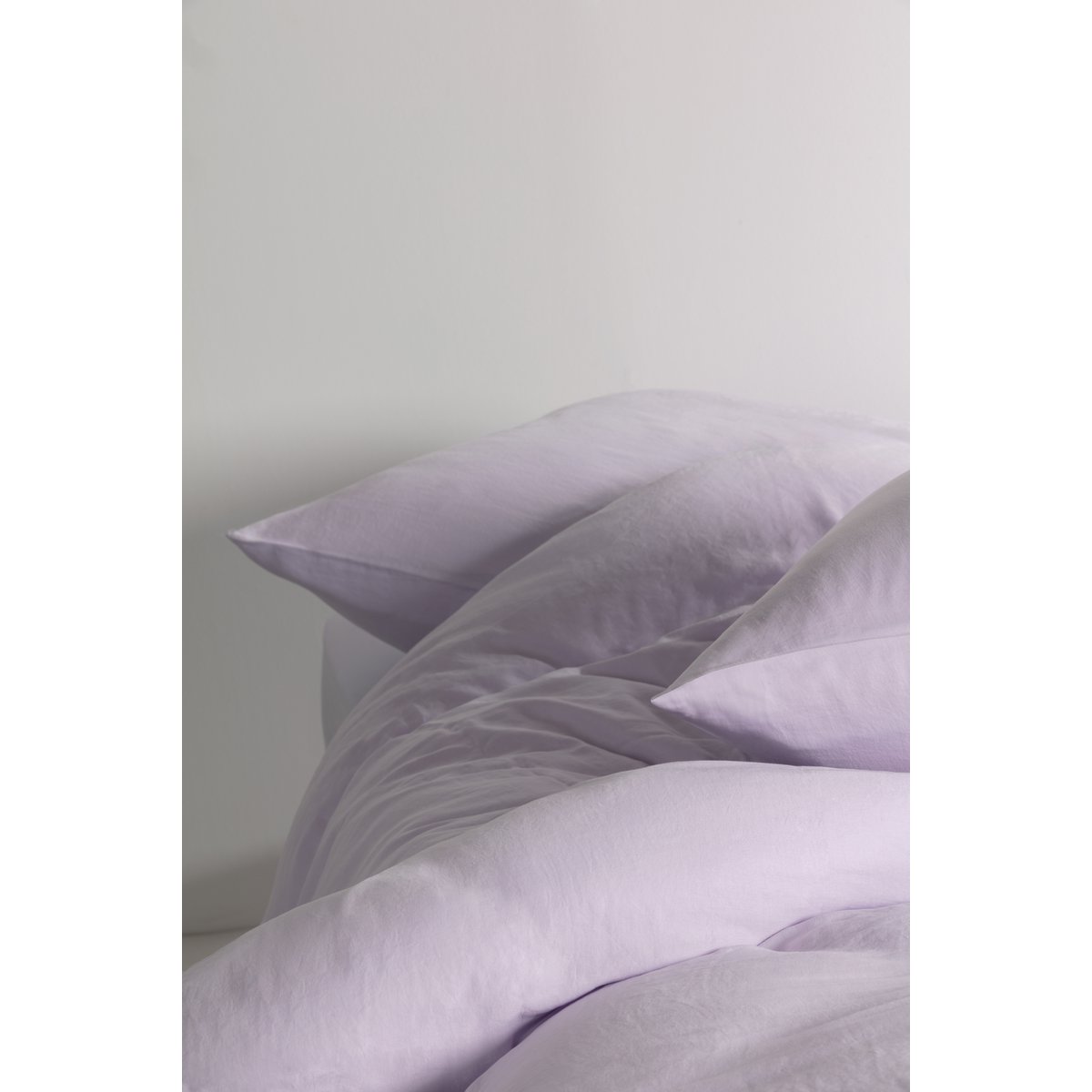 Luxuriöse TENCEL™ Lyocell Satin Bettwäsche - seidig-weich & atmungsaktiv (Lila)